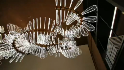 商場酒店售樓處沙盤區(qū)大型吊燈骨架狀亞克力吊燈